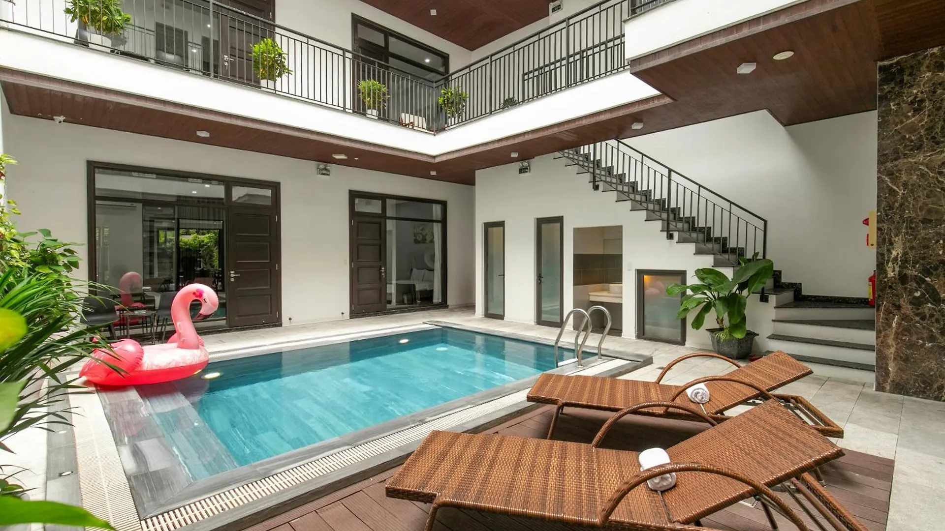 Villa Bien My Khe Danang 9 Phong Ngu Guest house